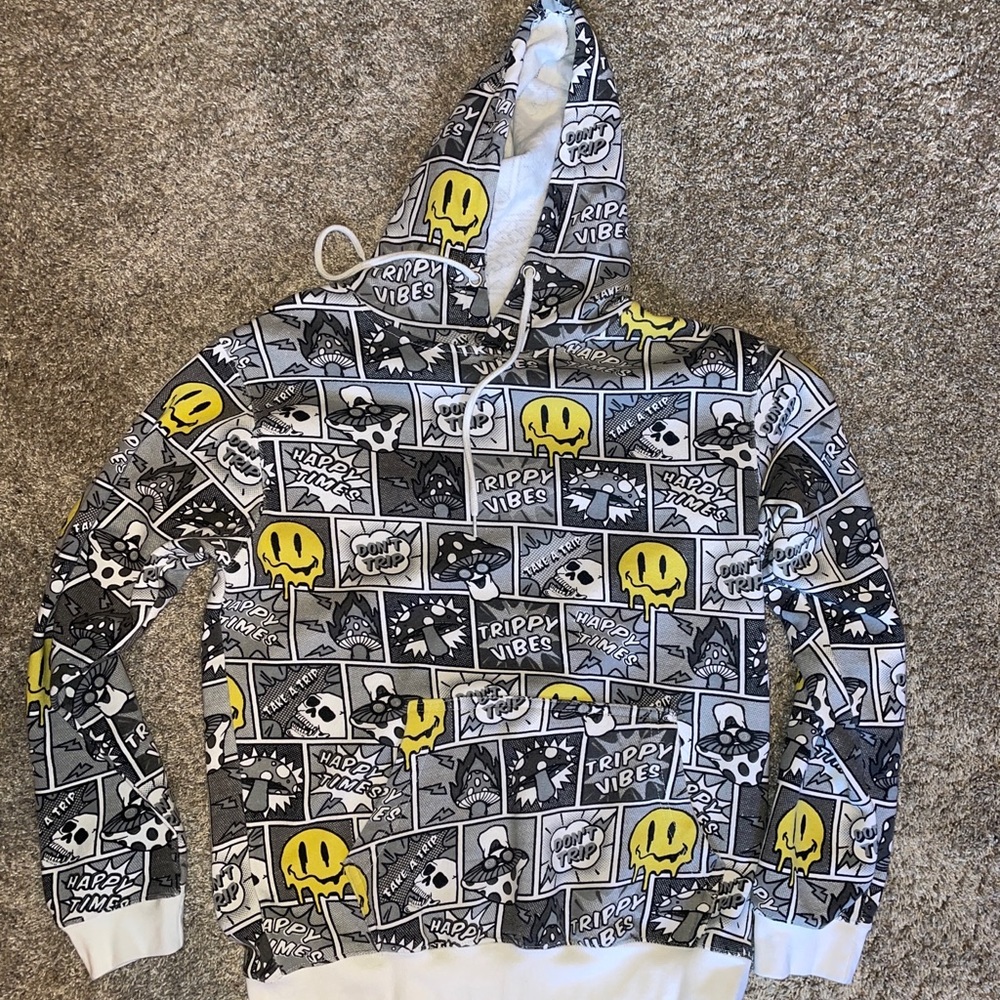 Trippy Vibes Hoodie Medium